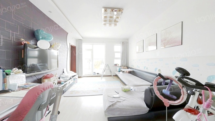 万盛理想国二期卡梅尔城二手房实景图