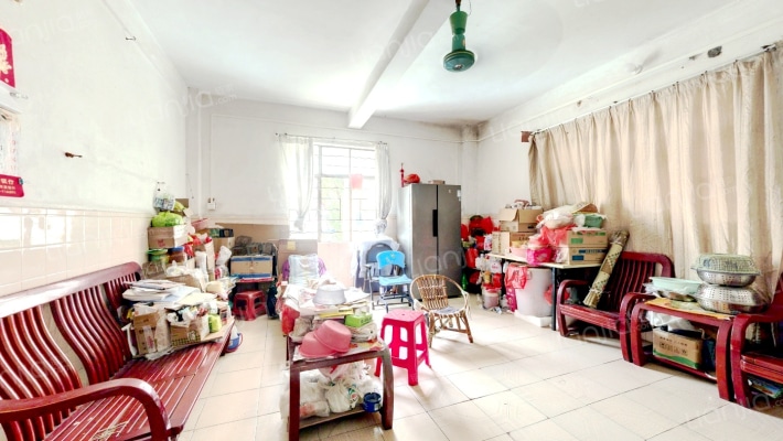 麦地路49号二手房实景图