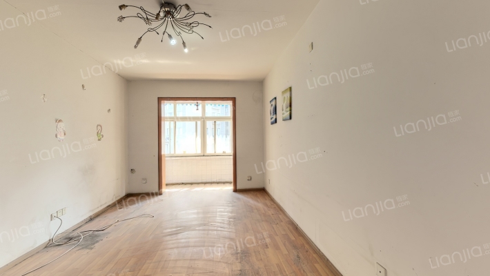 司法局宿舍二手房实景图