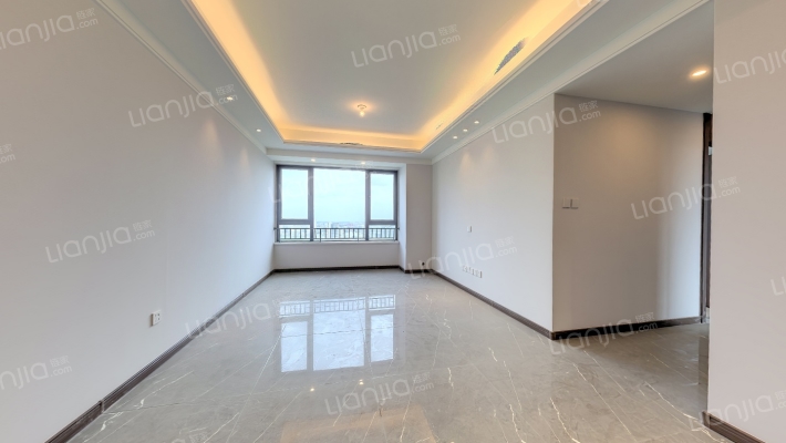 御澜台二手房实景图