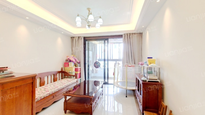 莱蒙水榭春天二手房实景图