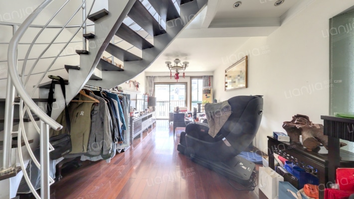 逸兴家园二手房实景图