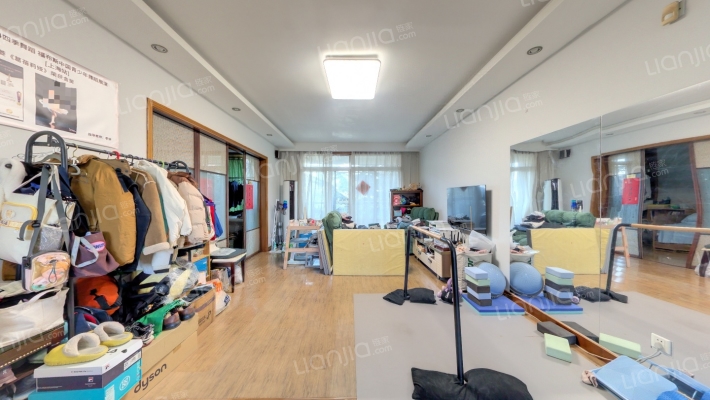 天然居二手房实景图