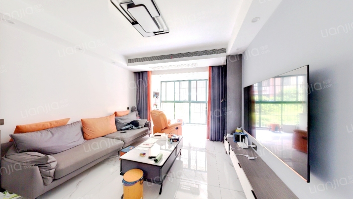 巴黎春天二手房实景图