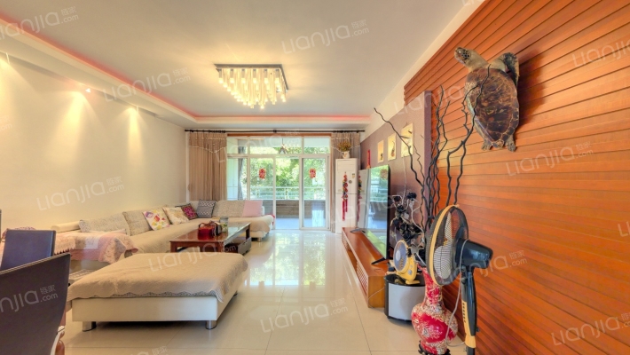 水天花园二手房实景图