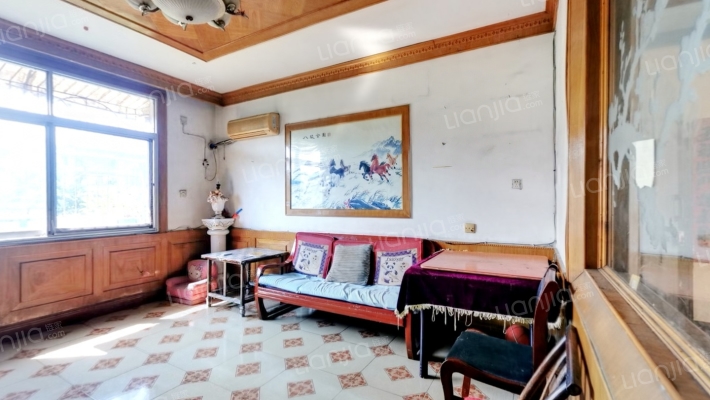 酱油厂家属院二手房实景图