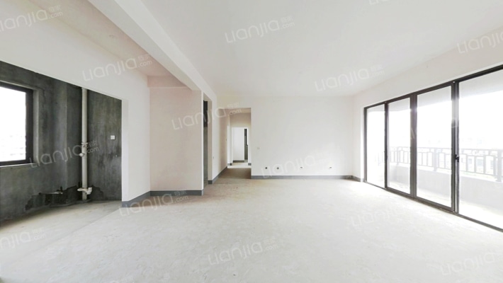 绿地国际博览城二期珑玺二手房实景图