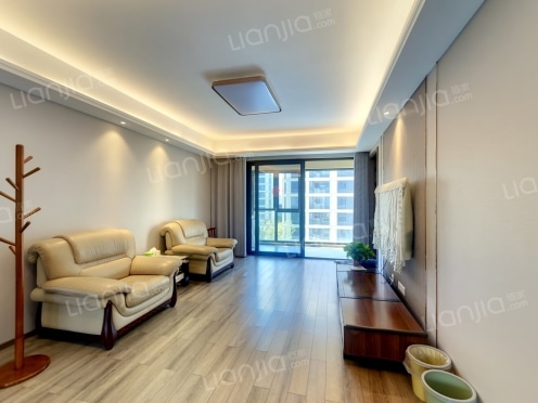 整租·观澜逸品花苑北区 4室2厅 南