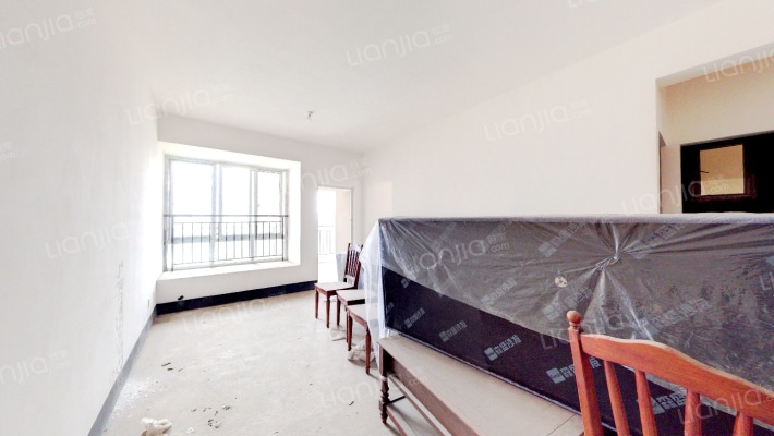 西城湖景二手房实景图