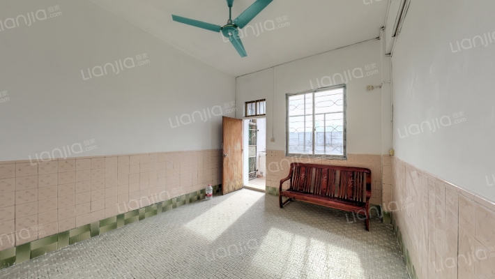 步步高小区二手房实景图