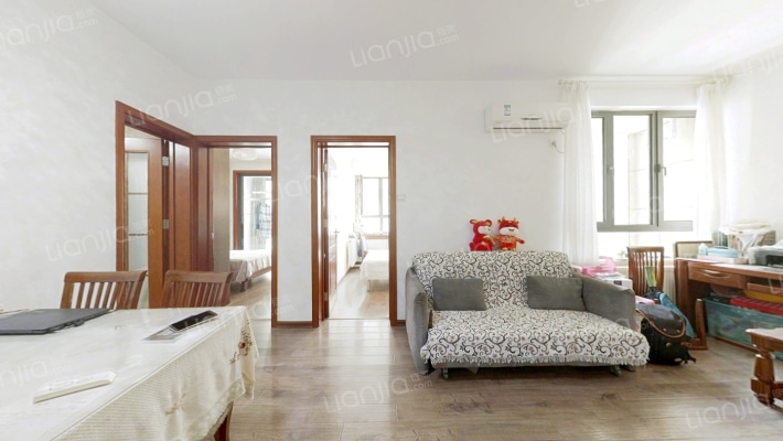 合作经济广场二手房实景图