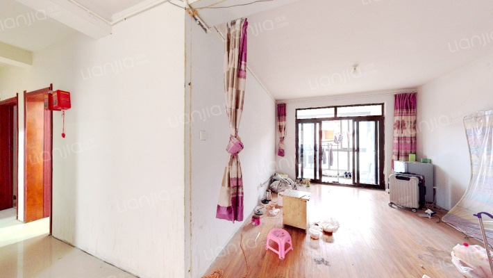 淀山湖花园D区（仁苑）二手房实景图