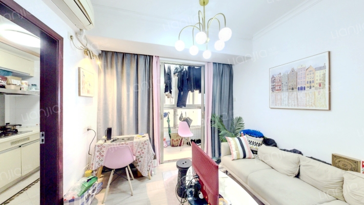 银汇华庭二手房实景图