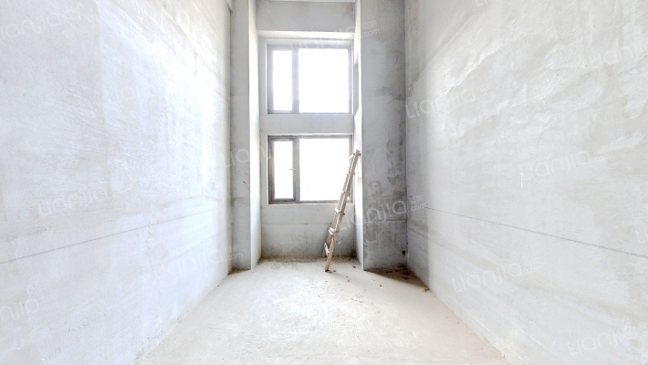 龙湖天宸星座二手房实景图