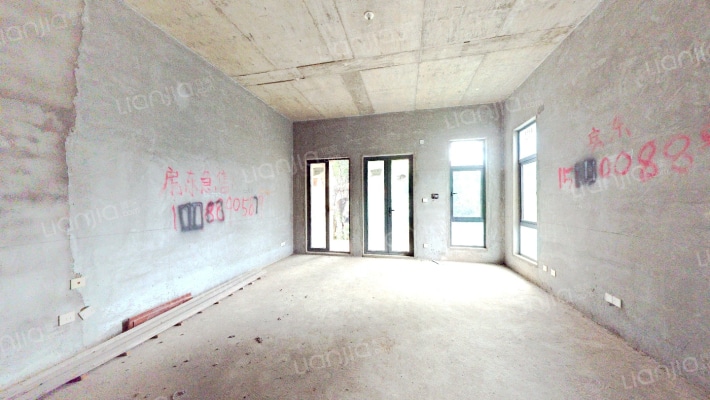 深业堤亚纳湾二期二手房实景图