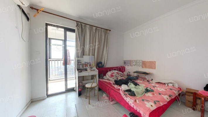 雅鹿新苑（明中苑）二手房实景图