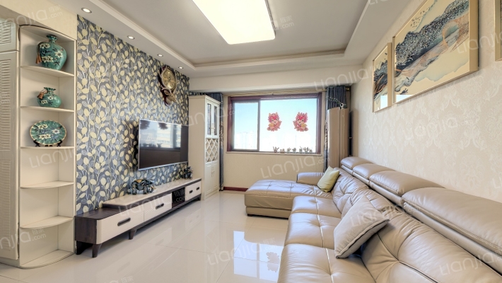 天朗大兴郡蔚蓝春城二手房实景图