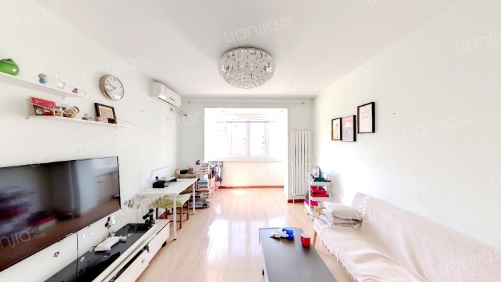 纪明家园二手房实景图