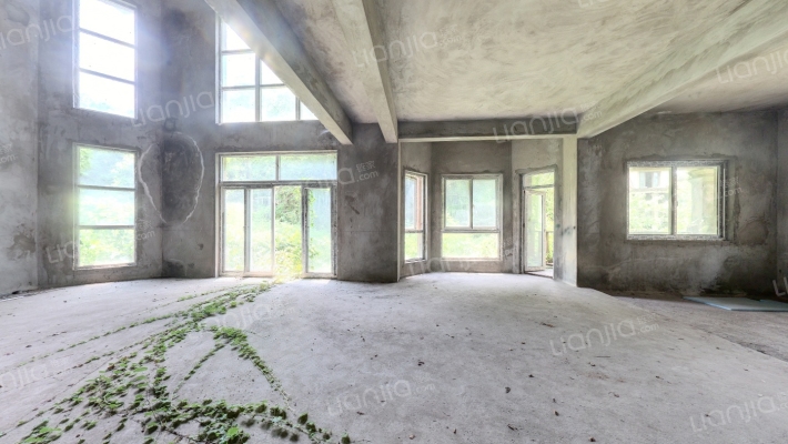 西郊庄园二手房实景图