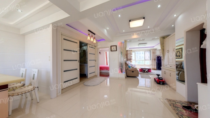 水岸花都二手房实景图