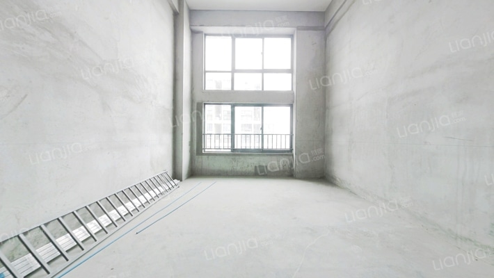 宝隆时代广场二手房实景图