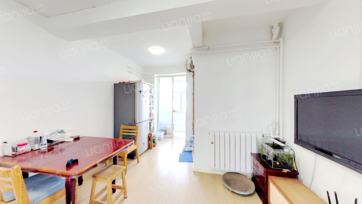 油漆厂宿舍二手房实景图