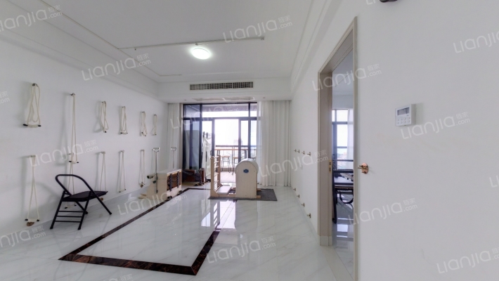 蓝海华庭二手房实景图