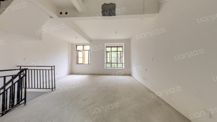 蓝泊湾二手房实景图