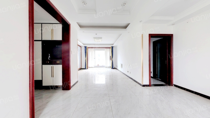 济高·观山悦二手房实景图