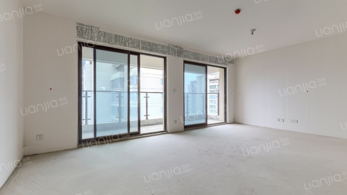 铁投紫瑞府二手房实景图