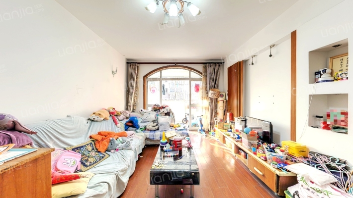 爱法花园(一期)二手房实景图