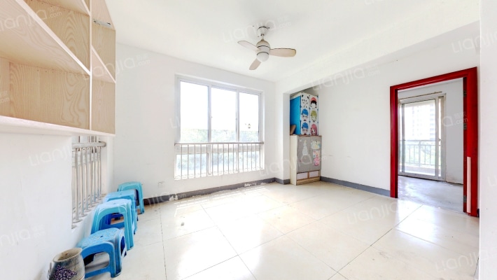 都市阳光华苑二手房实景图