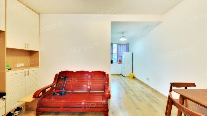 汽车城宿舍二手房实景图