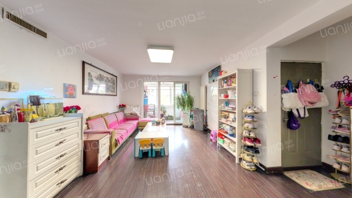 新康家园二手房实景图