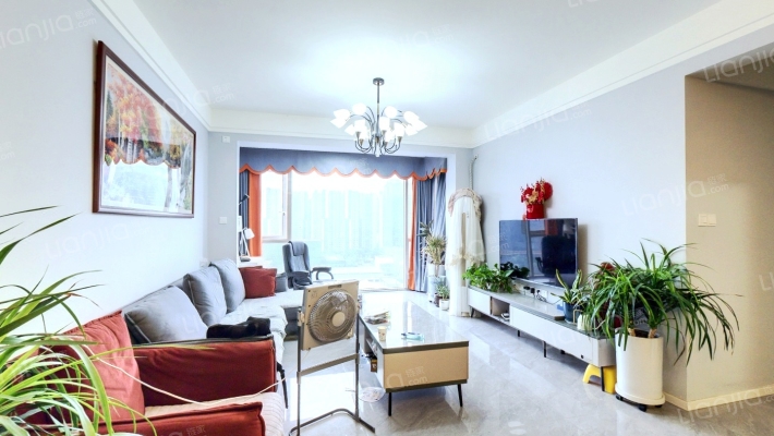 南城都汇汇彩园二手房实景图