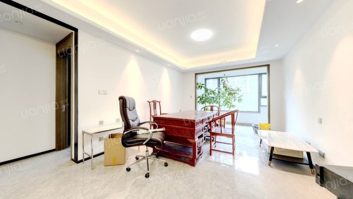 中海天钻二手房实景图