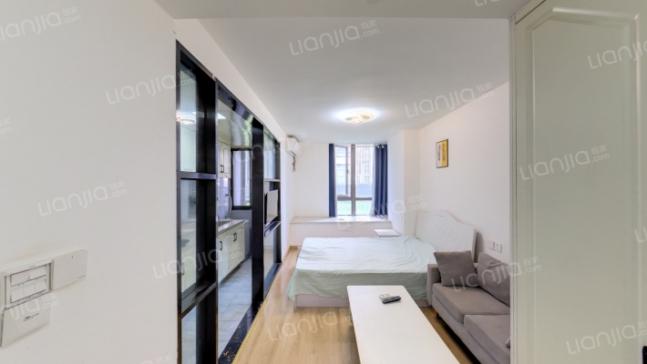 绿地保税中心二期二手房实景图