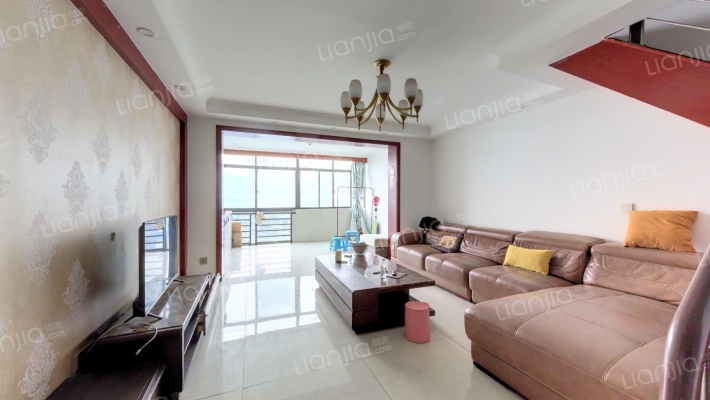 蓝光凯丽香江二手房实景图