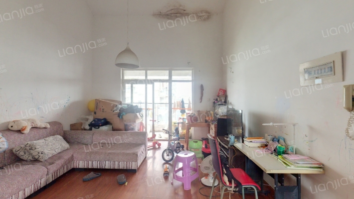 瑞临锦苑二手房实景图