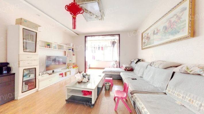 熊猫基地生态园小区二手房实景图