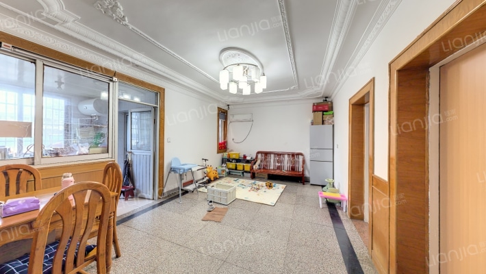 后周社区孙权路二手房实景图