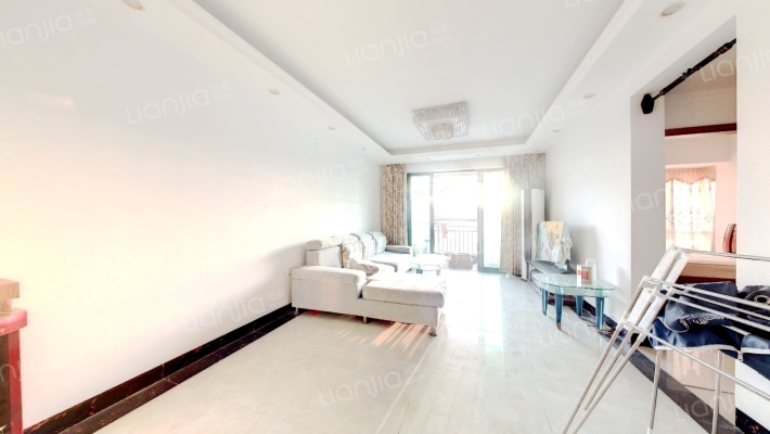 龙海湾苑二手房实景图