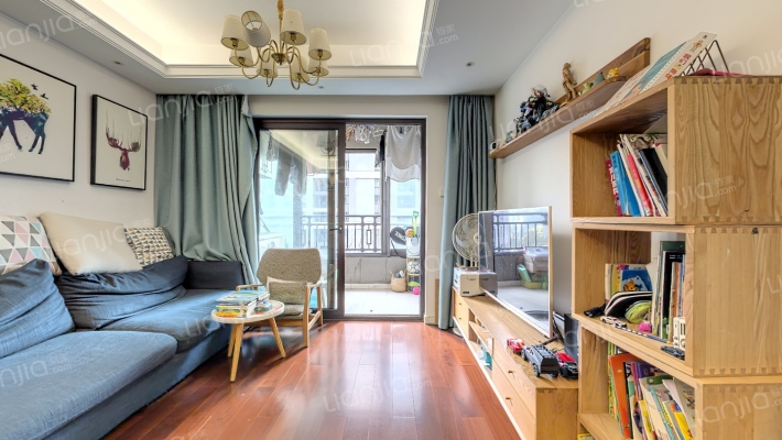 万科璞悦湾二手房实景图