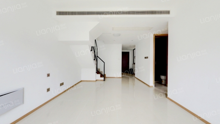 国贸佘山原墅二手房实景图