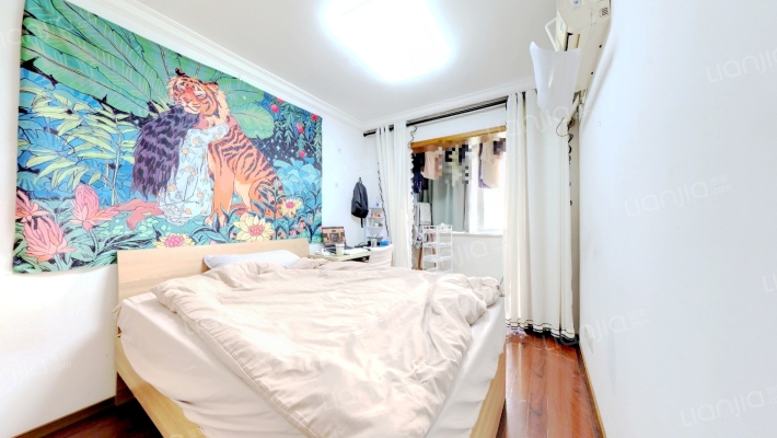 中山北路2626弄二手房实景图