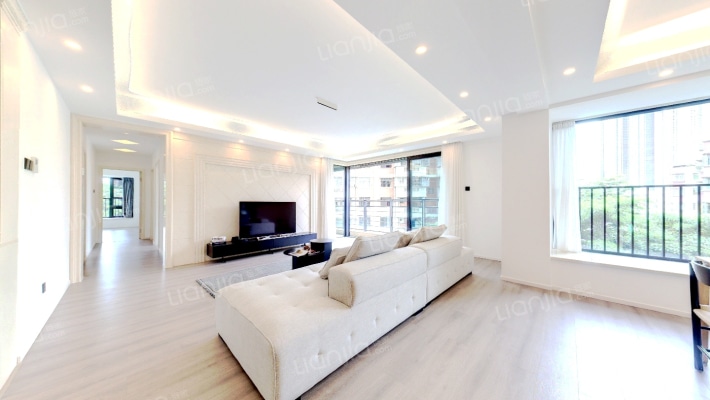 波托菲诺纯水岸十六期二手房实景图