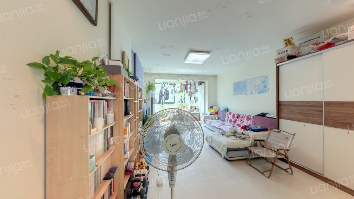 美林东苑二手房实景图