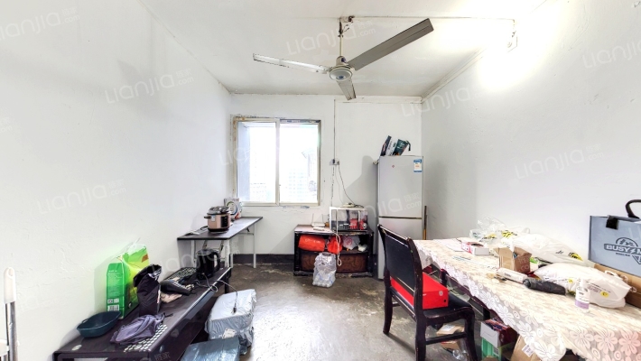 金山花园二手房实景图