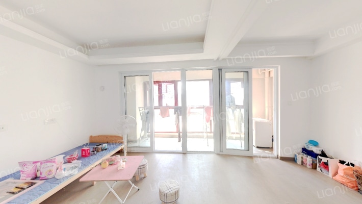 鸿海万科天空之城北区二手房实景图