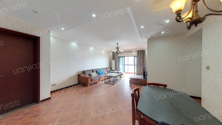 招商江湾城二手房实景图